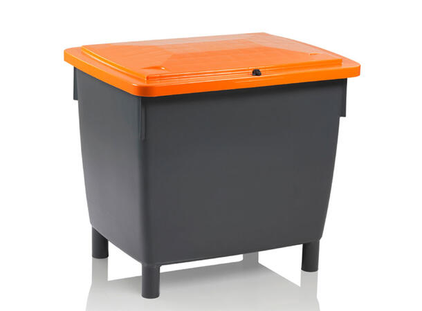 Praktisk beholder for oppbevaring av grus, sand og salt