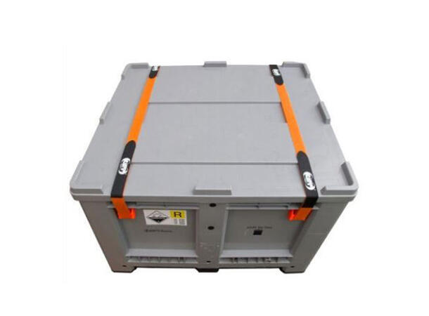 Un-godkjent container for ikke flytende avfall. 610 liter